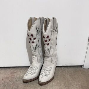 Billini Allison Leather White Embroidery Cowboy Boots